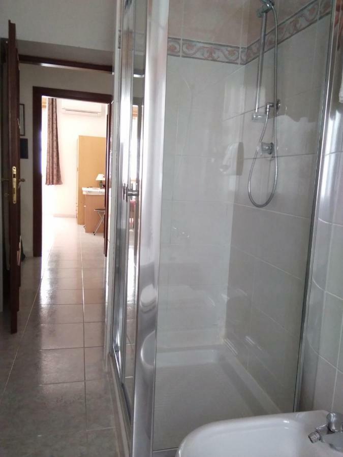 Bed And Breakfast Hibiscus Альгеро Екстер'єр фото