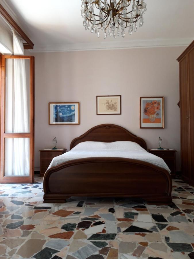 Bed And Breakfast Hibiscus Альгеро Екстер'єр фото